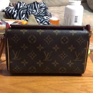 LV original small hand bag.